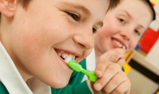 Teeth team - Image 2