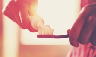A new study has used  selfies to reveal toothbrushing behavior