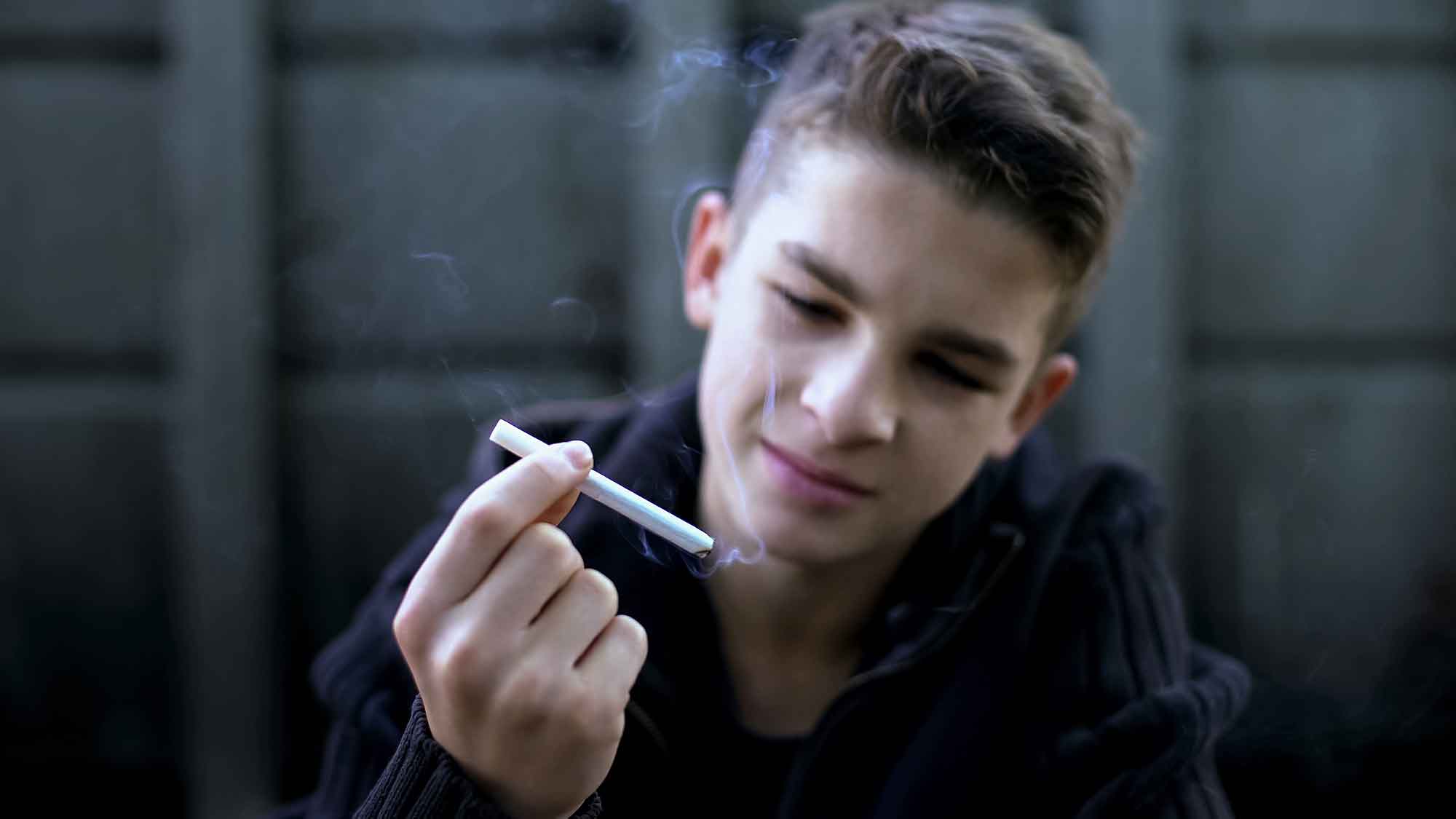 Percentage of children smoking continues in downward trend