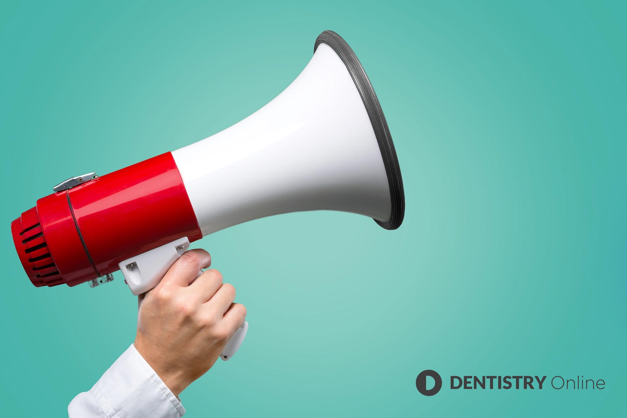 It emerged that more than 7 in 10 people (73%) found it difficult to access dental help and support over the summer, according to a Healthwatch report